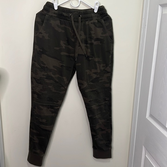 Urban ID Camo Army Drawstring Joggers Size Medium - Picture 11 of 11